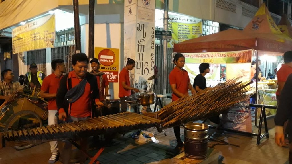 Warung Semawis, Kuliner Malam di Semarang - Berita Daerah