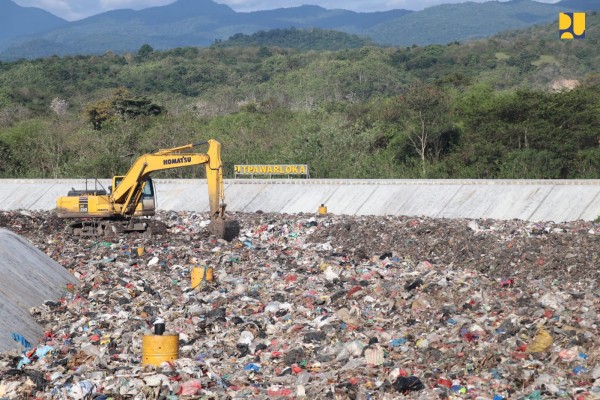 Sistem Pengelolaan Sampah di Warloka Dibangun Kementerian PUPR