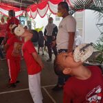 Keceriaan Lomba Makan Kerupuk Rayakan Hari Kemerdekaan Indonesia