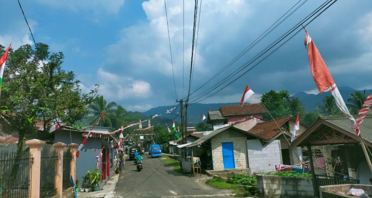 Suasana Desa di Kecamatan Pamijahan Peringati Hari Kemerdekaan Indonesia