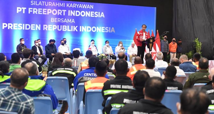 Presiden Jokowi Meninjau Tambang Grasberg di Distrik Tembagapura