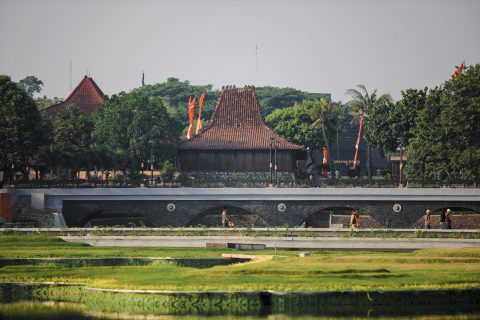 Beautifikasi Anjungan Daerah di TMII Mencapai 98 Persen