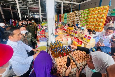 Presiden Meminta Maluku Utara Terus Jaga Pertumbuhan Ekonominya