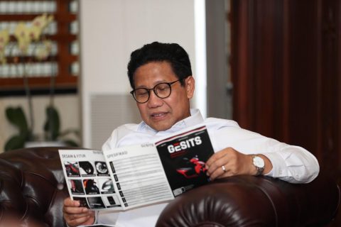 Mendes PDTT Dukung Penuh Promosikan Kendaraan Listrik di Desa