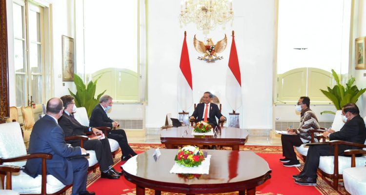 Presiden Jokowi Menerima Kunjungan Delegasi Boeing International