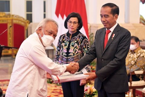 Presiden Jokowi Serahkan DIPA dan TKDD Tahun Anggaran 2023