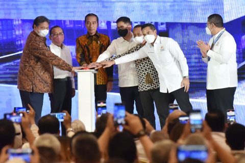 Presiden Jokowi Membuka Rapimnas Kadin Tahun 2022