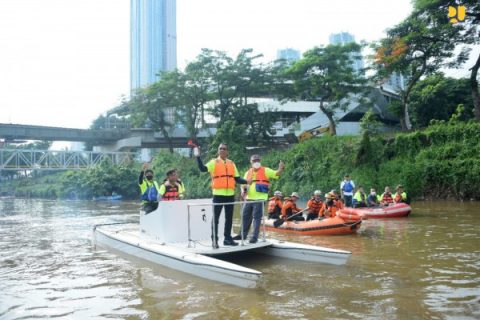 Menteri Basuki Ajak Warga DKI Jaga Kebersihan Sungai Ciliwung