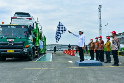 Industri Otomotif