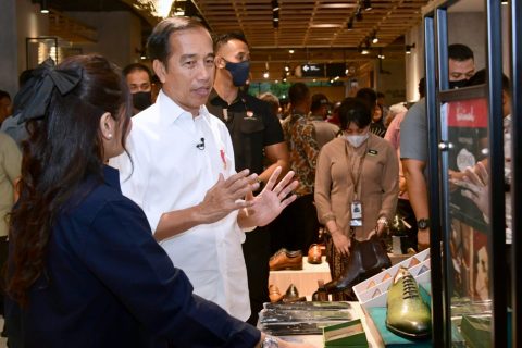 Presiden menjelaskan bahwa ASEAN merupakan kawasan yang memiliki potensi yang sangat besar. Hal tersebut mencakup antara lain penduduknya yang mencapai lebih dari 650 juta jiwa serta pertumbuhan ekonomi yang relatif tinggi.