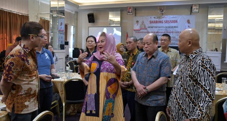 Wali kota perempuan pertama di ibu kota Jawa Tengah tersebut juga menyampaikan komitmen jajarannya dalam pembenahan infrastruktur guna mendukung kelancaran investasi dan laju bisnis.