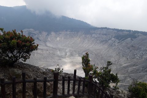 Tangkuban Perahu