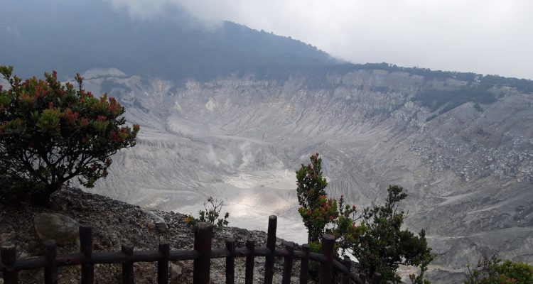 Tangkuban Perahu