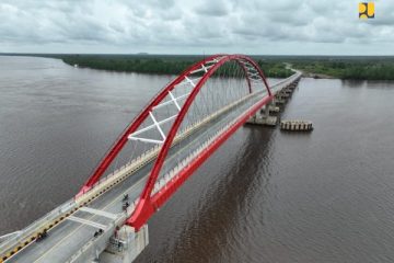 Jembatan Besi