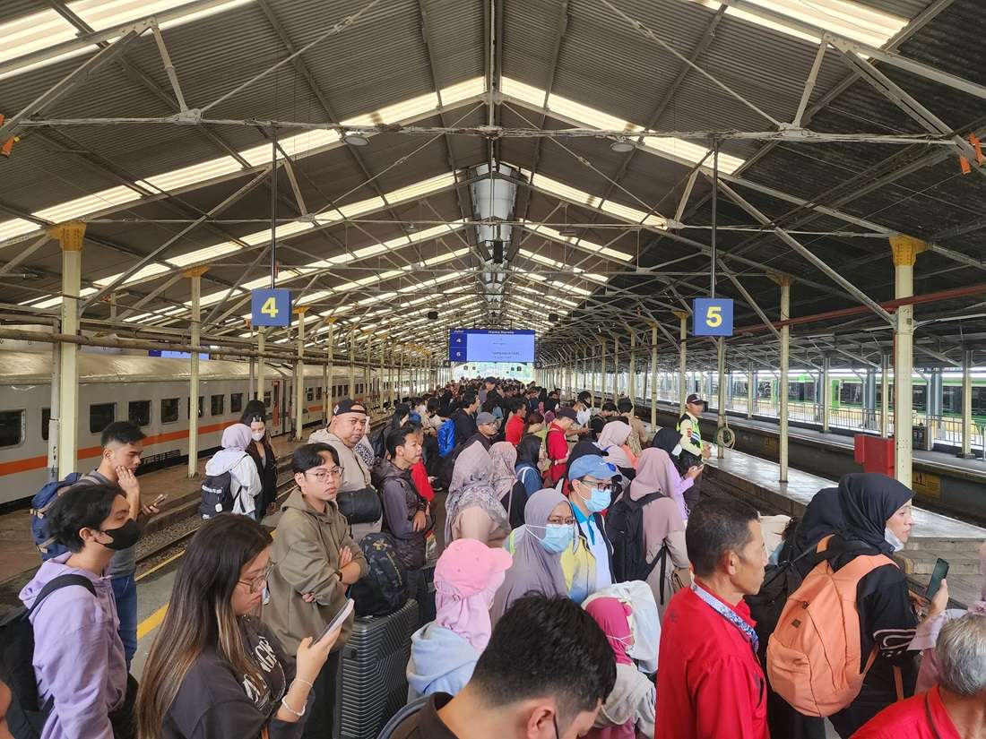 Selama Lebaran, Enam Stasiun Daop 2 Bandung Meningkat Volume Penumpang