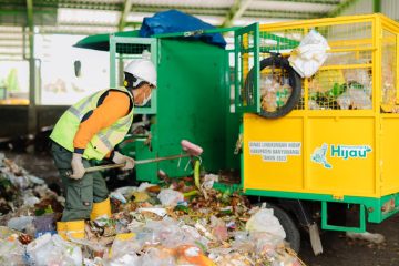 SPA adalah tempat penampungan sementara untuk sampah sebelum dikirim ke tempat pengolahan akhir. Di sini, sampah akan dikumpulkan, dipilah, dan dilakukan pengolahan awal agar lebih efisien saat diangkut ke TPST (Tempat Pengelolaan Sampah Terpadu) atau TPS3R (Tempat Pengolahan Sampah Reduce-Reuse-Recycle). “Nanti kita kerja sama dengan Lemhanas, supaya pembangunan di Jawa Tengah bisa lebih terarah berdasarkan hasil analisis ketahanan wilayah itu,” lanjutnya.