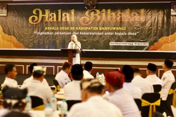 Bupati Banyuwangi, Ipuk Fiestiandani, menegaskan bahwa Dana Desa (DD) dan Alokasi Dana Desa (ADD) di wilayahnya tidak mengalami pemotongan. Komitmen ini menjadi angin segar bagi para kepala desa di tengah dinamika fiskal nasional.