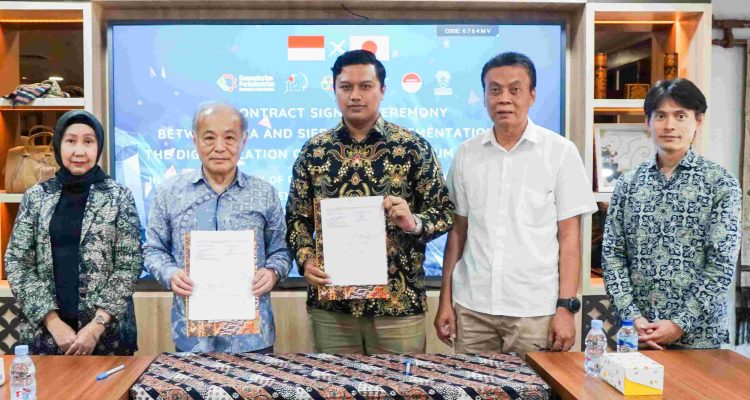 Direktur Jenderal Industri Kecil, Menengah, dan Aneka (IKMA) Kementerian Perindustrian, Reni Yanita, menyampaikan bahwa IKM komponen otomotif menghadapi tantangan berat akibat situasi ekonomi global yang kompleks. Hal ini menuntut para pelaku IKM untuk meningkatkan efisiensi dan produktivitas melalui teknologi dan digitalisasi.