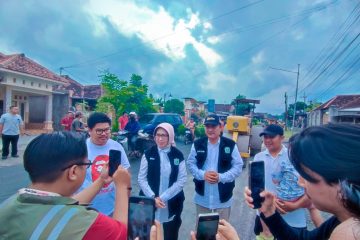 Jalan Tempeh–Kunir memiliki peran vital sebagai jalur utama mobilitas masyarakat, distribusi hasil pertanian, serta pengangkutan kebutuhan pokok. Selama bertahun-tahun, kondisi jalan yang rusak berat menghambat aktivitas warga. Kini, melalui kolaborasi seluruh elemen masyarakat, perbaikan jalan ini menjadi titik balik bagi peningkatan kualitas hidup masyarakat.