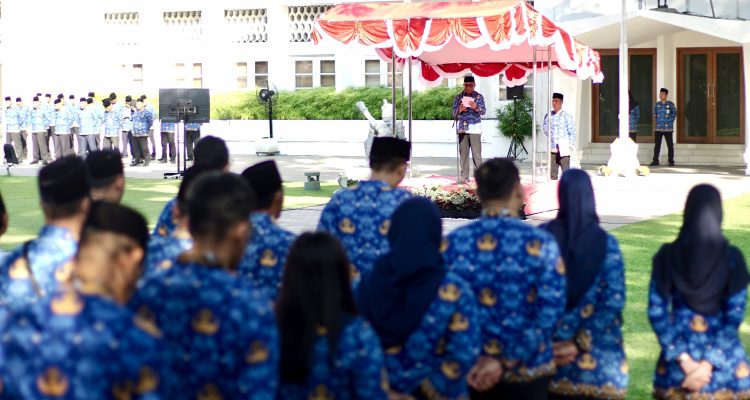 Wabup Mujiono mengatakan, di tingkat global,  baru-baru ini tengah terjadi perang dagang antara dua kekuatan ekonomi besar dunia yaitu Amerika Serikat dan Cina. Perang dagang yang terwujud dalam perang tarif antara kedua negara tersebut tentunya akan berdampak terhadap kondisi perekonomian nasional dan juga daerah.