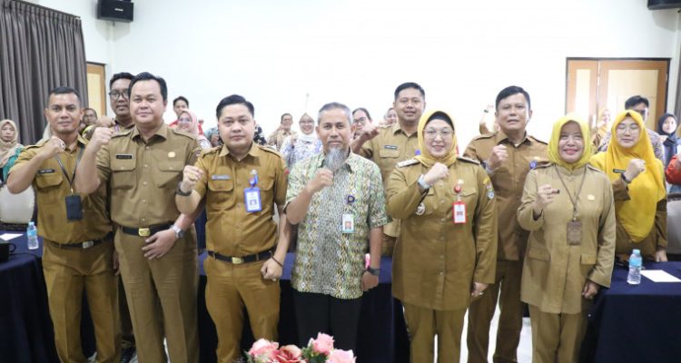 Beliau melanjutkan, Pemerintah Kabupaten Tangerang berkomitmen mendorong peningkatan daya saing industri melalui penguatan kompetensi sumber daya manusia (SDM) di sektor industri. Untuk itu, ia memberikan apresiasi kepada Dinas Perindustrian dan Perdagangan (Disperindag) Kabupaten Tangerang beserta seluruh jajarannya yang telah menyelenggarakan pelatihan tersebut.