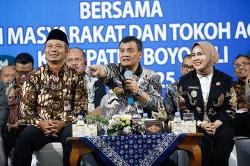 “Untuk Bandara Adi Soemarmo sudah keluar rekomendasi dari Kementerian Perhubungan. Statusnya sebagai bandara internasional difokuskan untuk haji dan umrah,” jelasnya.