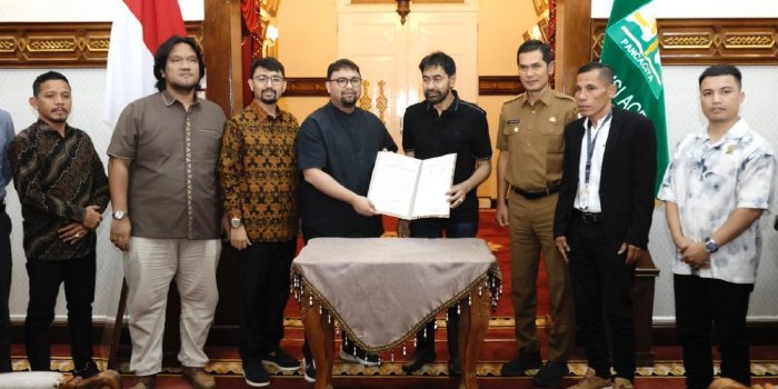 CEO PT Flora Agung Grup, Ivansyah, mengatakan MoU ini akan menjadi pijakan awal untuk pengembangan sektor-sektor strategis di Aceh, seperti perkebunan, peternakan, dan perikanan. Salah satu program utama yang direncanakan adalah pembangunan pabrik pengolahan kelapa sawit mentah (CPO) menjadi minyak goreng siap konsumsi dengan merek lokal khas Aceh.