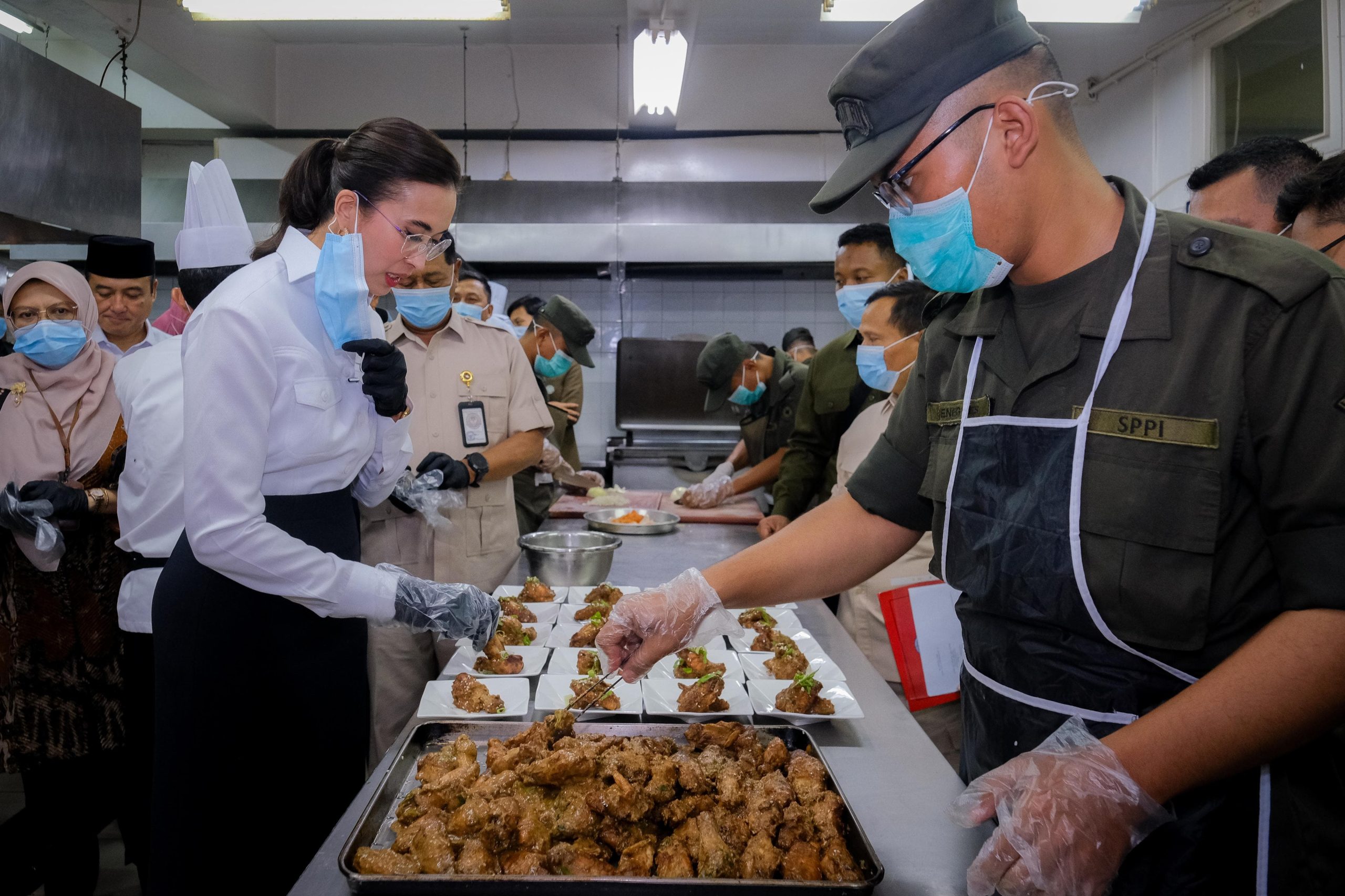 Kemenpar Gaet Mitra Strategis Siapkan Tenaga Dapur Andal untuk Program Gizi Nasional 2025