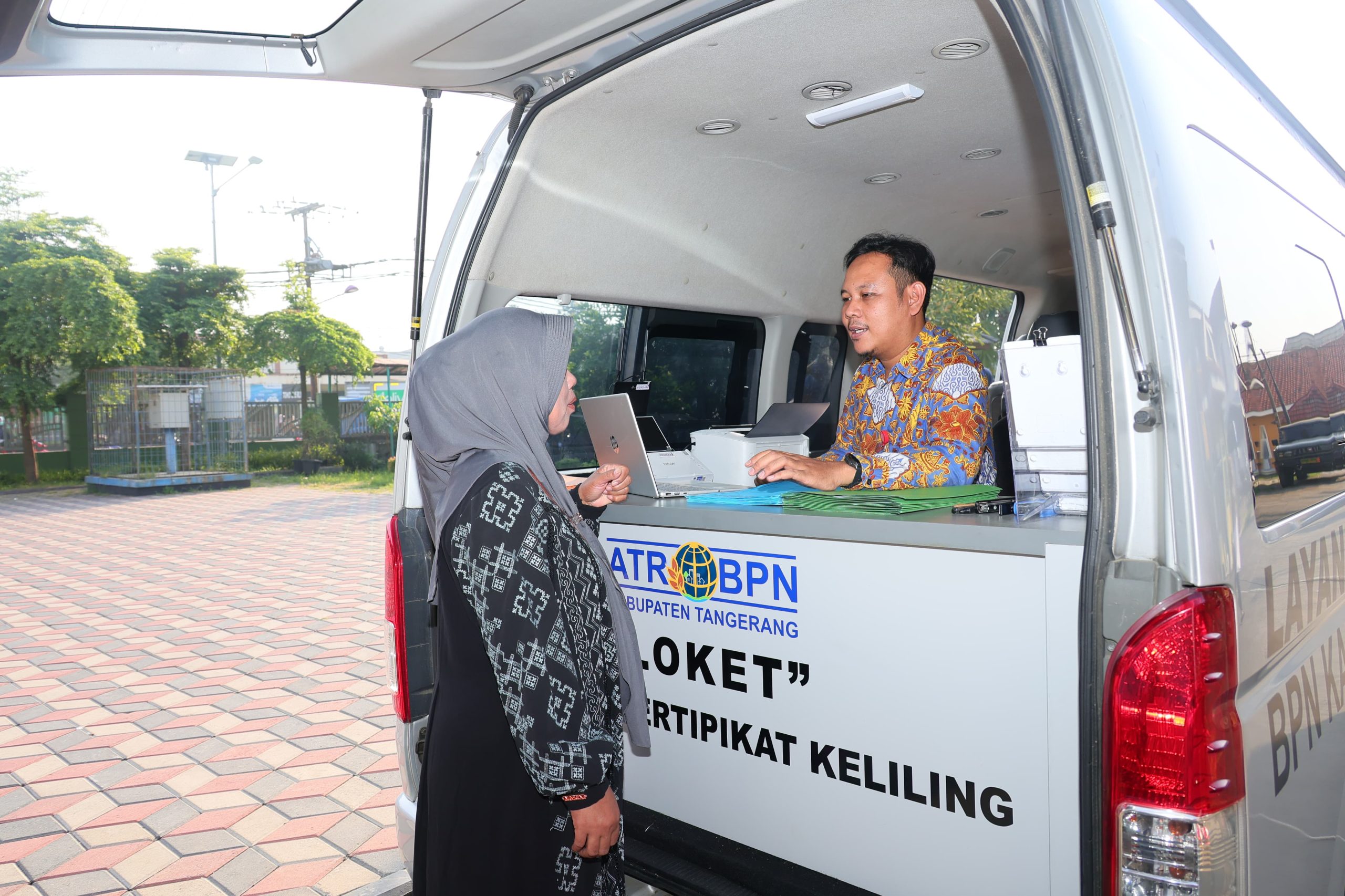 Mobil Layanan Keliling di Tangerang Jadi Solusi Dekatkan Sertifikat Tanah ke Warga