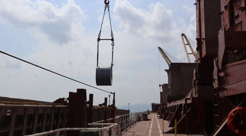 Krakatau Steel Ekspor Produk Baja CRC ke Polandia