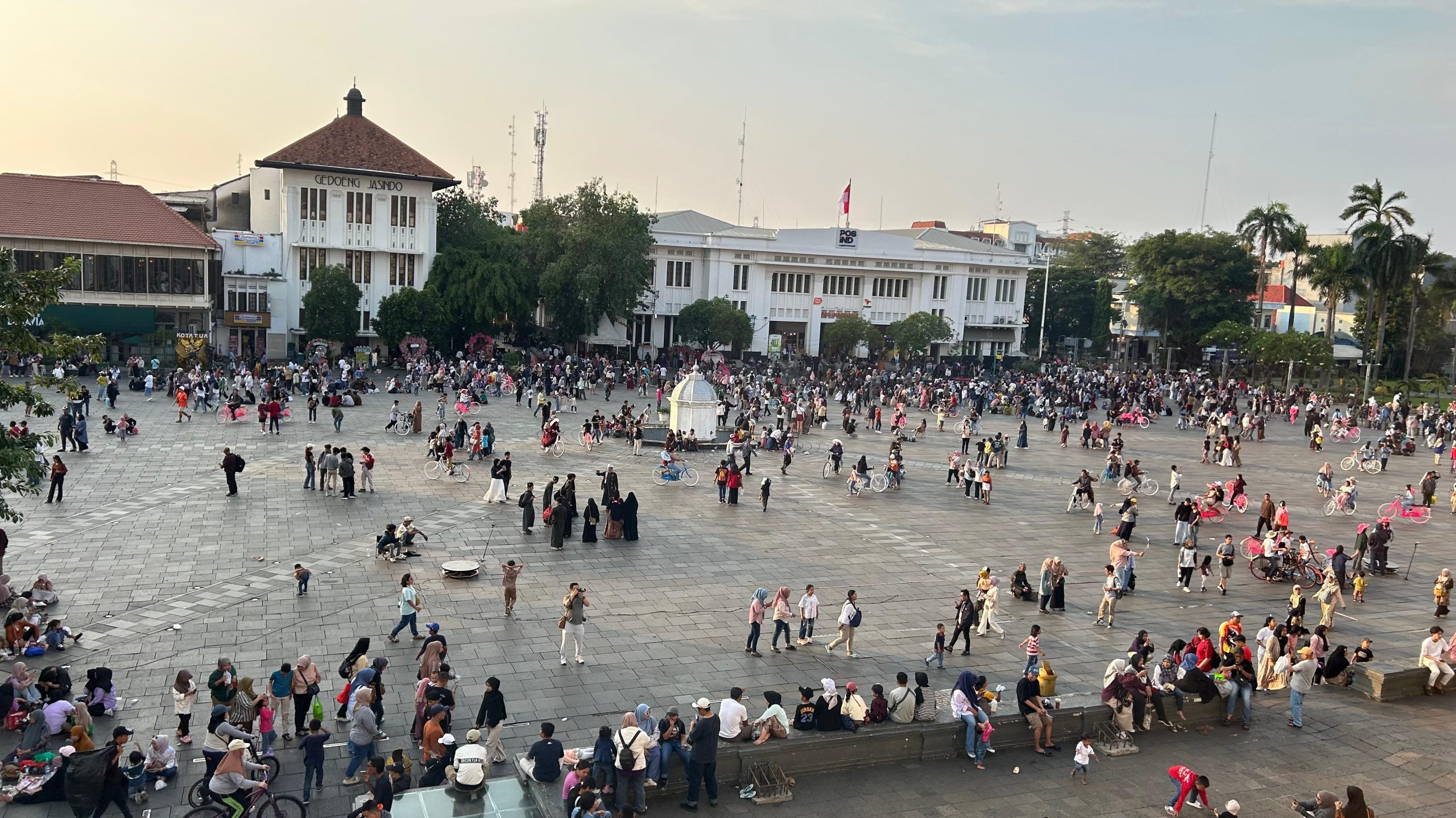 Kota Tua Jakarta Diserbu Pengunjung di Akhir Masa Liburan Sekolah