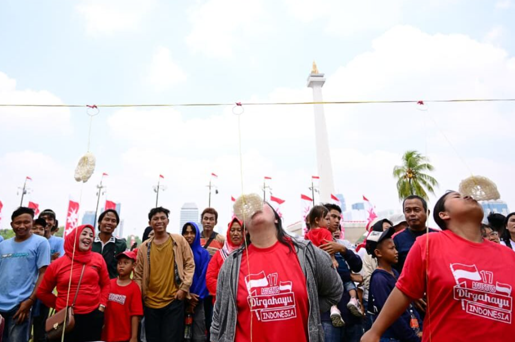 Ribuan Warga Padati Pesta Rakyat di Area Monas