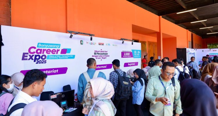 Sebanyak 64 perusahaan dari berbagai daerah ikut serta, seperti dari Semarang, Surabaya, Pasuruan, dan lainnya. Perusahaan-perusahaan ini berasal dari berbagai sektor, seperti perbankan, pertambangan, perhotelan, manufaktur, retail, perikanan, dan teknologi informasi.