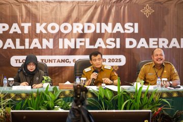 Berdasarkan data TPID Jawa Tengah, inflasi pada September 2025 tercatat sebesar 2,65 persen (year on year), dan secara bulanan (month to month) mencapai 0,21 persen. Sejumlah harga bahan pokok di pasar relatif stabil.