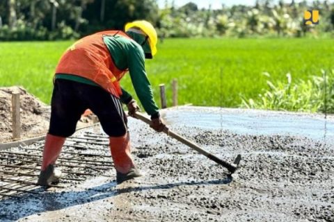 Berdasarkan data e-Monitoring Kementerian PU per 3 November 2025, penyerapan anggaran program ini telah mencapai 58,05% atau sekitar Rp1,61 triliun, dengan progres fisik sebesar 67,79%. Hingga saat ini, program padat karya telah memberikan manfaat bagi 138.314 pekerja atau setara dengan 4 juta Hari Orang Kerja (HOK).