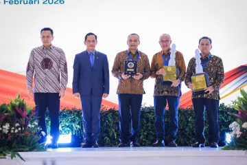 Pemerintah Kabupaten Banyumas kembali mencatatkan capaian penting di bidang lingkungan hidup. Pada Rapat Koordinasi Nasional (Rakornas) Pengelolaan Sampah 2026 di Gedung Balai Kartini,