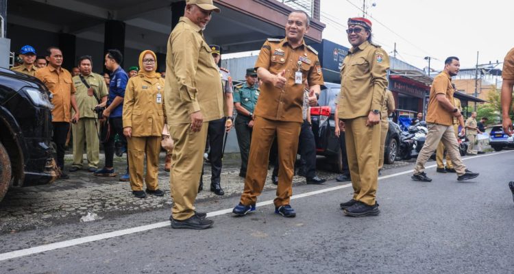Kedua ruas tersebut dinilai strategis karena menjadi jalur penghubung perekonomian dan wisata. Ruas Parakan–Patean menghubungkan wilayah Temanggung dengan Kendal, sementara ruas Wonosobo–Dieng menjadi akses utama menuju kawasan wisata dataran tinggi Dieng.