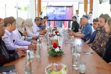 Pengembangan jaringan TPS3R di berbagai wilayah menjadi bagian dari strategi Pemerintah Kabupaten Banyuwangi dalam membangun ekonomi sirkular, yakni sistem yang mengedepankan pengurangan sampah, pemanfaatan kembali material yang masih bernilai, serta peningkatan kesadaran masyarakat terhadap pengelolaan lingkungan.