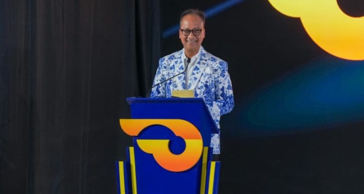 Menteri Perindustrian Agus Gumiwang Kartasasmita mengatakan, pertumbuhan tersebut merupakan hasil implementasi Strategi Besar Industrialisasi Nasional (SBIN) yang dijalankan Kementerian Perindustrian sebagai tindak lanjut arahan Presiden Prabowo Subianto untuk menjadikan sektor industri sebagai tulang punggung perekonomian nasional.