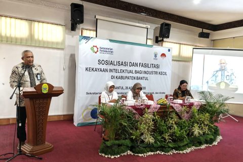 Kementerian Perindustrian (Kemenperin) terus mendorong peningkatan pemahaman dan pelindungan KI bagi pelaku IKM. Menteri Perindustrian Agus Gumiwang Kartasasmita mengatakan, KI menjadi bagian penting dalam strategi pengembangan usaha karena dapat memperkuat identitas produk, meningkatkan kepercayaan konsumen, memperluas pasar, dan mendorong nilai tambah.
